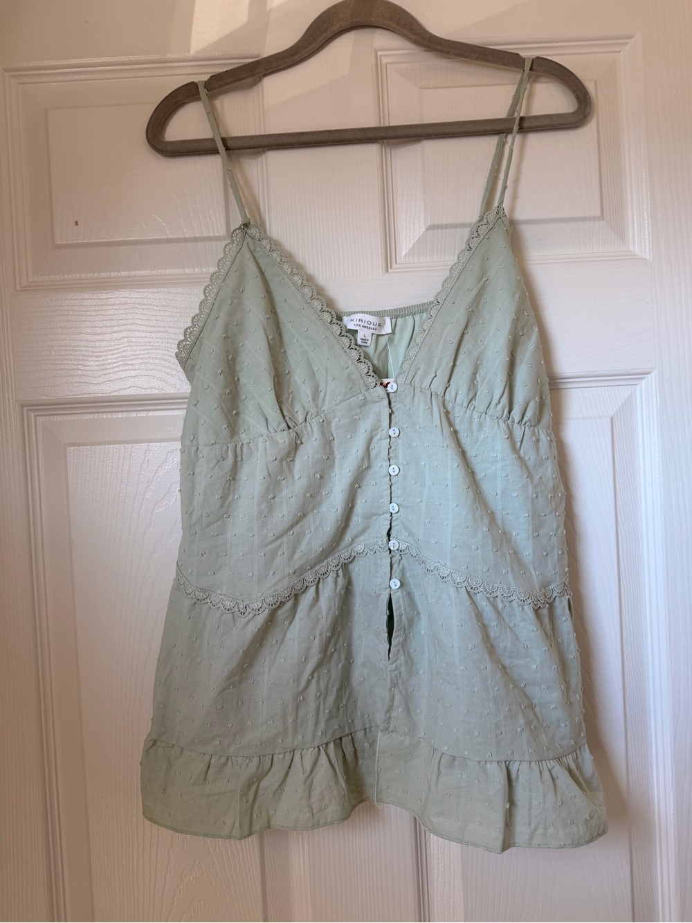 KiriouS Eyelet Ruffle Camisole in Green Size Large NWT